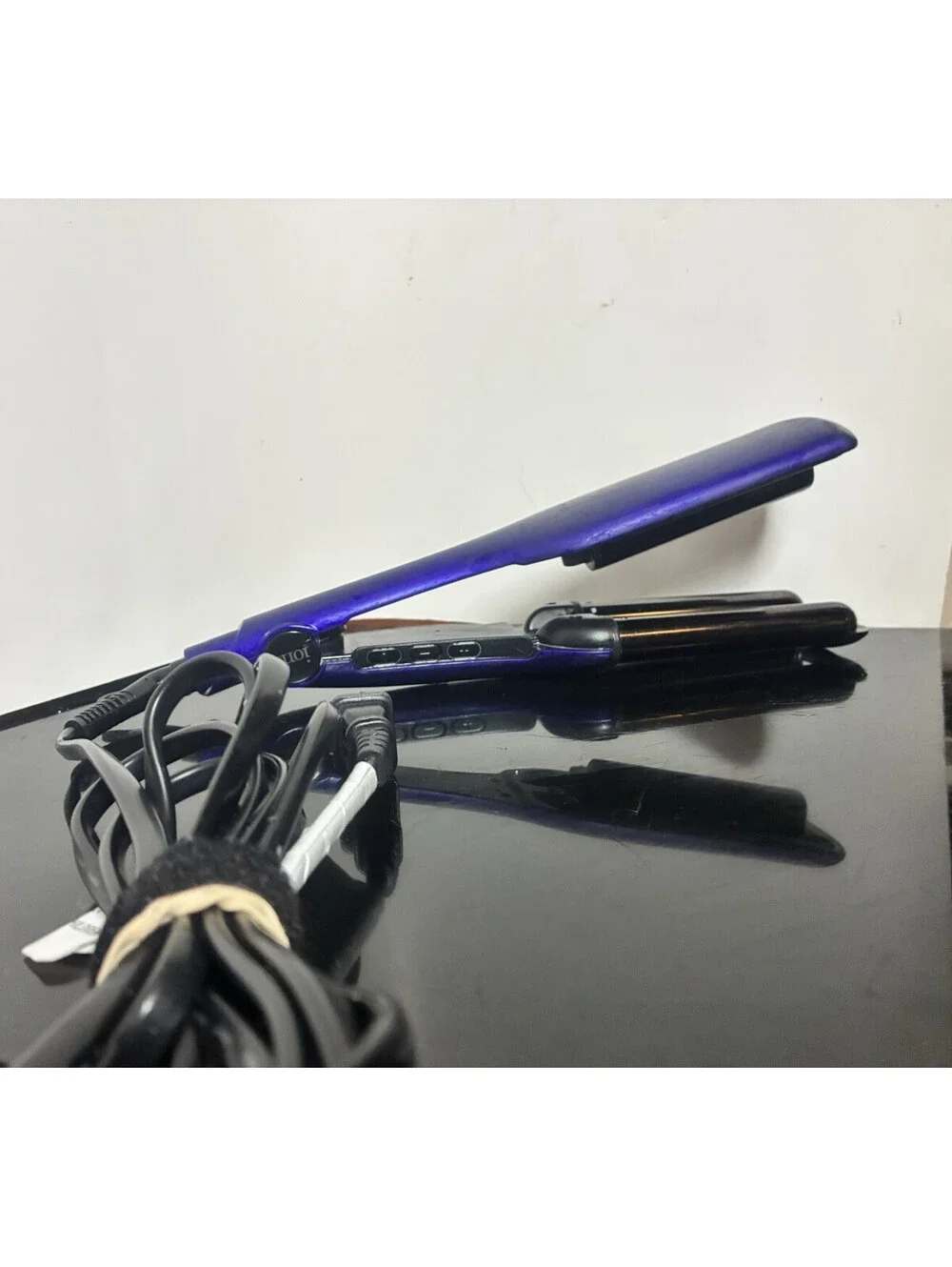 Titanium Deep Waver Iron, Ion Technology, Digital Heat Settings Auto Off Purple